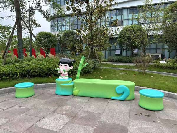 异形坐凳
